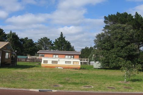 Photo of property in 251 Kenwood Drive, Matarangi, Whitianga, 3592
