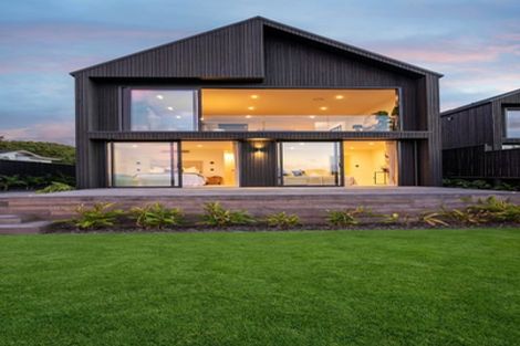 Photo of property in 10a Whiteley Street, Moturoa, New Plymouth, 4310