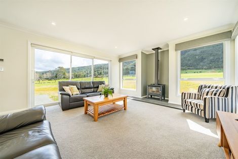 Photo of property in 319 Marchant Road, Kaitoke, Upper Hutt, 5018