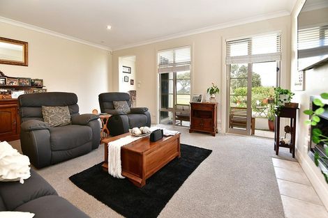 Photo of property in 285 Pinecrest Drive, Gulf Harbour, Whangaparaoa, 0930