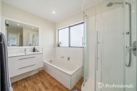 Photo of property in 276 Maungaraki Road, Maungaraki, Lower Hutt, 5010