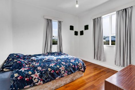 Photo of property in 16 Achilles Street, Stratford, 4332