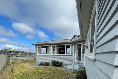 Photo of property in 90 Ironside Road, Johnsonville, Wellington, 6037