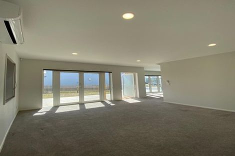 Photo of property in 26 Warbler Crescent, Papakura, 2110