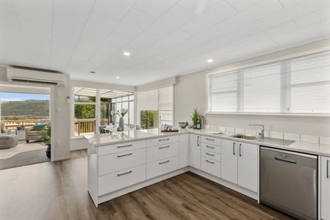 Photo of property in 16 Lord Street, Stokes Valley, Lower Hutt, 5019