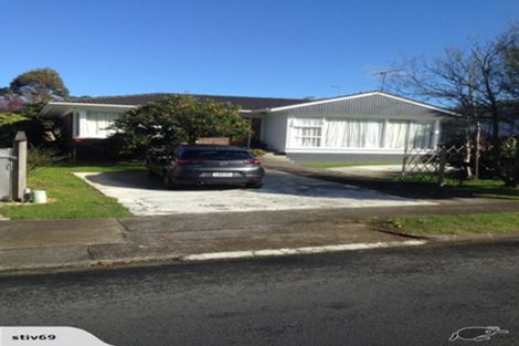 Photo of property in 37 Cascades Road, Pakuranga Heights, Auckland, 2010