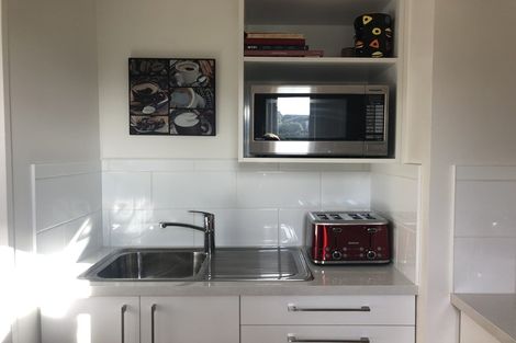 Photo of property in 1 Portland Place, Shiel Hill, Dunedin, 9013