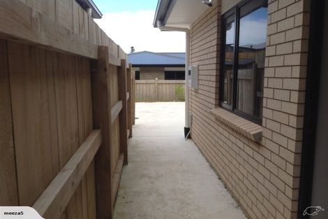 Photo of property in 12a Frederick Place, Whalers Gate, New Plymouth, 4310