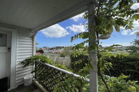 Photo of property in 67 Grey Street, Waitara, 4320