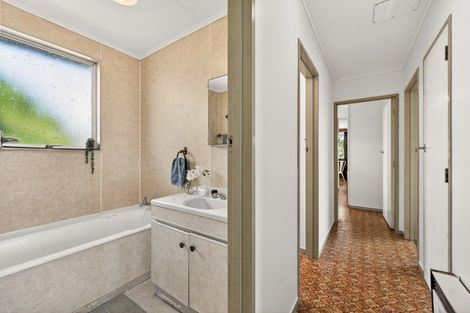 Photo of property in 5 Beaumont Place, Westbrook, Palmerston North, 4412