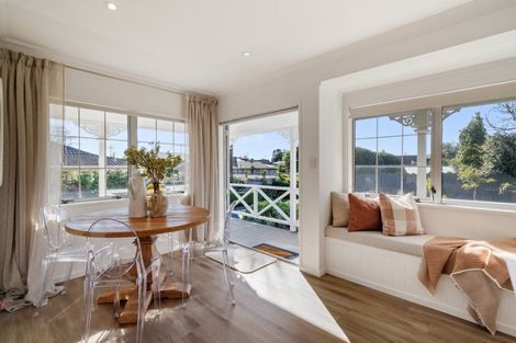 Photo of property in 384b Devonport Road, Tauranga South, Tauranga, 3112