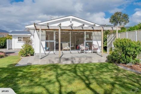 Photo of property in 25 Rata Street, Waikanae, 5036