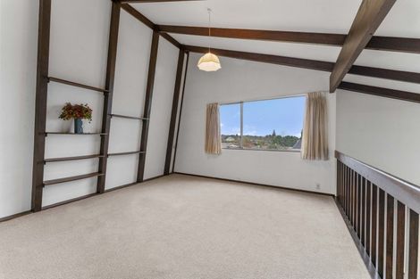 Photo of property in 4 Battersea Place, Richmond Heights, Taupo, 3330