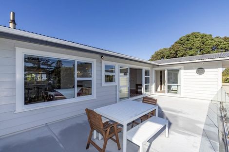 Photo of property in 221 Rosetta Road, Raumati South, Paraparaumu, 5032