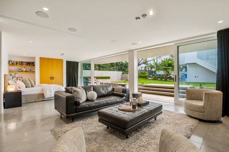 Photo of property in 215 Jervois Road, Herne Bay, Auckland, 1011