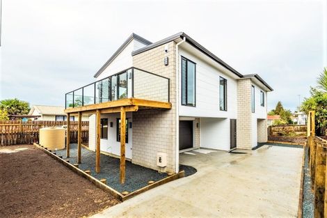 Photo of property in 17 Akehurst Avenue, New Lynn, Auckland, 0600