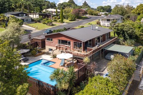 Photo of property in 29 Gibbs Crescent, Red Hill, Papakura, 2110