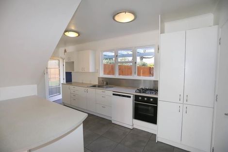 Photo of property in 33 Flay Crescent, Burnside, Christchurch, 8053