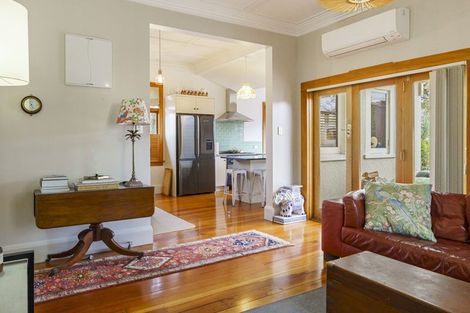 Photo of property in 76 Vigor Brown Street, Napier South, Napier, 4110