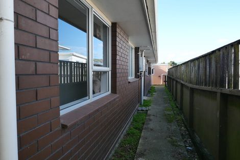 Photo of property in 28 Kapiti Road, Paraparaumu, 5032