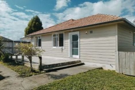 Photo of property in 1a Waitaua Street, Papakura, 2110