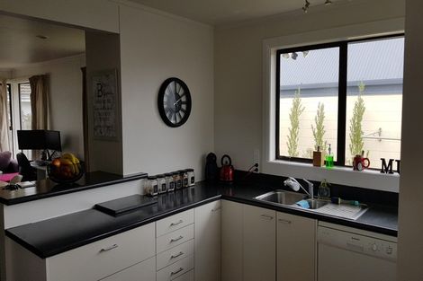 Photo of property in 8 Westburn Terrace, Burnside, Christchurch, 8041