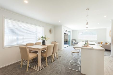 Photo of property in 33 Kotiate Street, Papamoa Beach, Papamoa, 3118