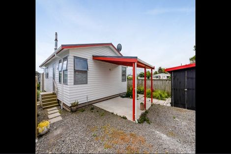 Photo of property in 11 Tasman Street, Opunake, 4616