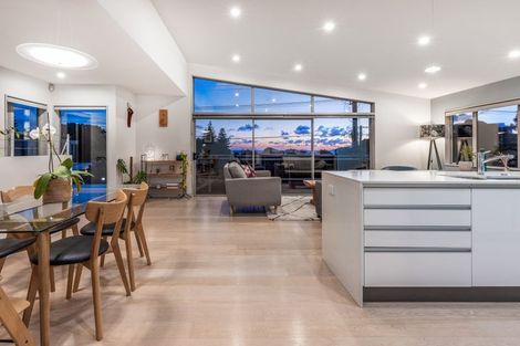 Photo of property in 20b Wharemauku Road, Raumati Beach, Paraparaumu, 5032