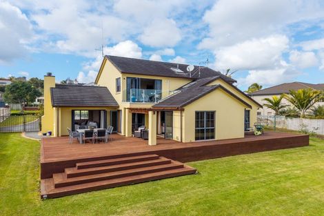 Photo of property in 49 Westerham Drive, Dannemora, Auckland, 2016