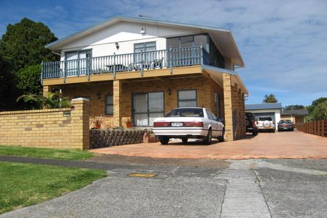 Photo of property in 59 Crawford Avenue, Mangere Bridge, Auckland, 2022