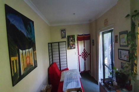 Photo of property in 2/9 Jay Court, Botany Downs, Auckland, 2010