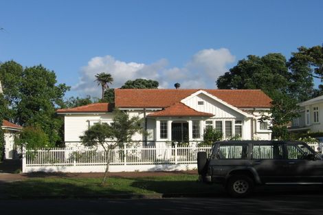 Photo of property in 235 Jervois Road, Herne Bay, Auckland, 1011