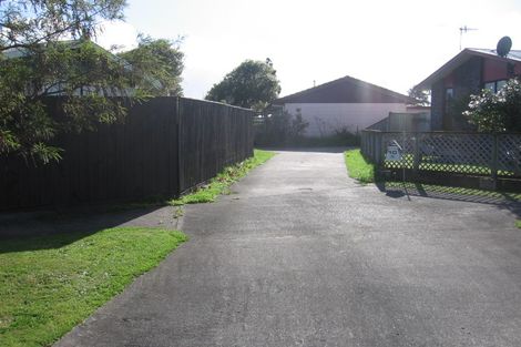 Photo of property in 10 Dove Place, Westbrook, Palmerston North, 4412