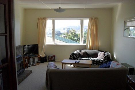 Photo of property in 11b Upper Lewisville Terrace, Thorndon, Wellington, 6011