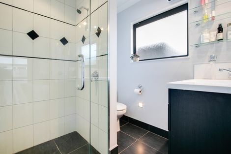 Photo of property in 9 Pacific Avenue, Poraiti, Napier, 4112