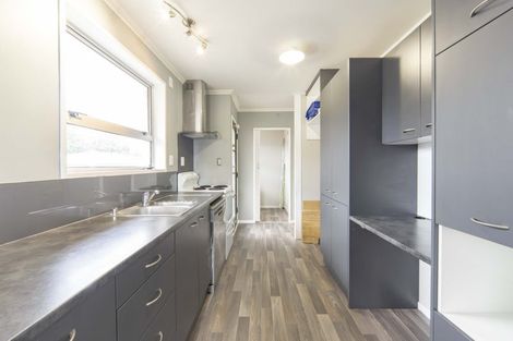 Photo of property in 81 Oakfield Crescent, Pukete, Hamilton, 3200