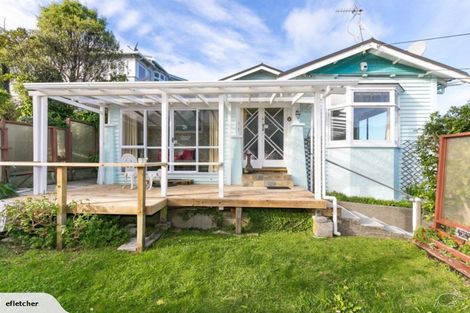 Photo of property in 5 Mana Street, Vogeltown, Wellington, 6021