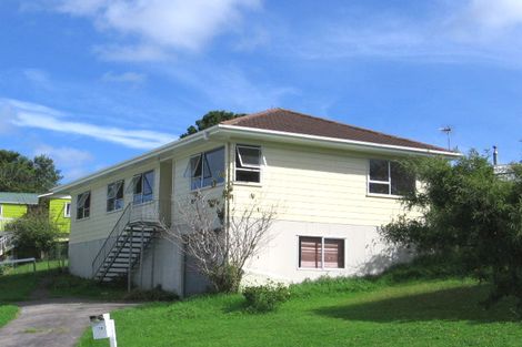 Photo of property in 50 Farwood Drive, Henderson, Auckland, 0612