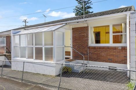 Photo of property in 2/70 Station Road, Papatoetoe, Auckland, 2025