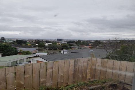 Photo of property in 12 Ruawai Road, Mount Wellington, Auckland, 1060