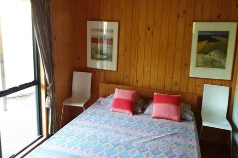 Photo of property in 126 Lone Kauri Road, Karekare, Auckland, 0772