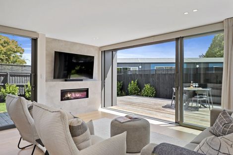 Photo of property in 2/105 Tomes Road, St Albans, Christchurch, 8052