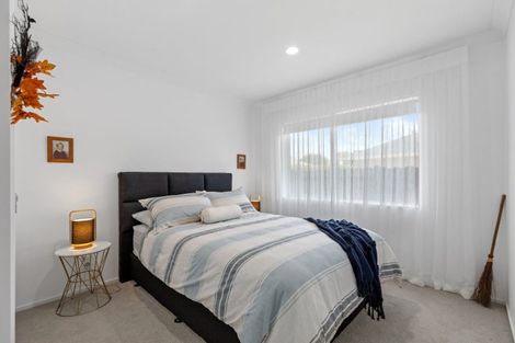 Photo of property in 3 Hinton Place, Pyes Pa, Tauranga, 3112