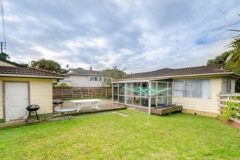 Photo of property in 1 Cushla Place, Massey, Auckland, 0614