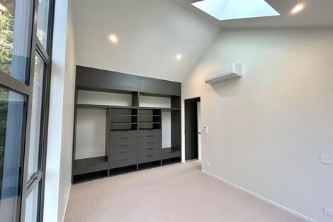 Photo of property in 93a Verran Road, Birkenhead, Auckland, 0626