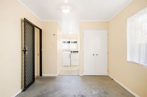 Photo of property in 1/25 Rathgar Road, Henderson, Auckland, 0610