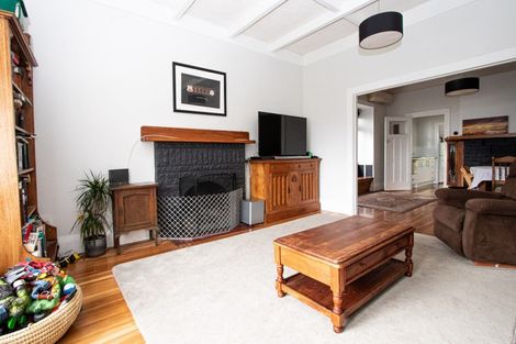 Photo of property in 2 Wellington Street, Hamilton East, Hamilton, 3216