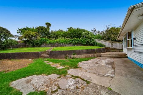Photo of property in 11 Gordon Street, Glen Avon, New Plymouth, 4312