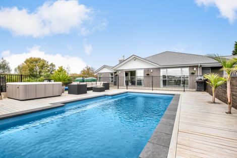 Photo of property in 317 Glenbrook Road, Kingseat, Pukekohe, 2679